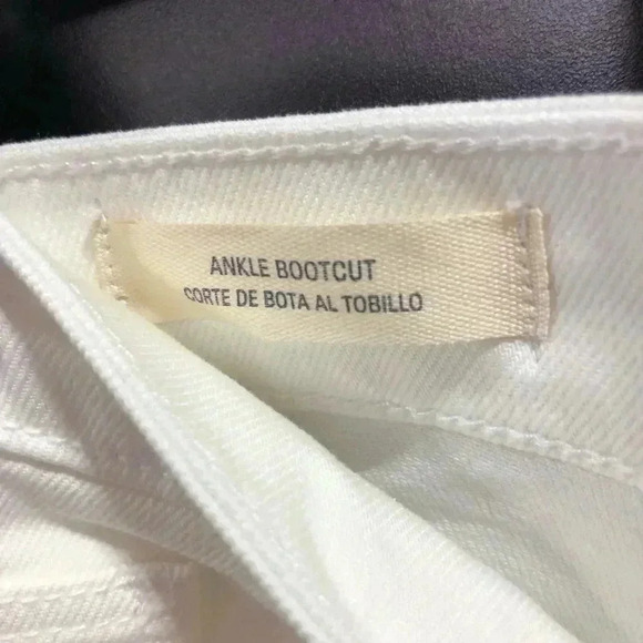 Universal Thread Ankle boot cut jeans, frayed hem line,5 pocket belt loop - Picture 2 of 7